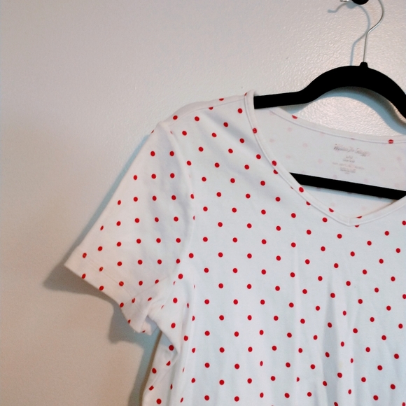 White Stag White t shirt with polkadot pattern size large - Picture 3 of 4